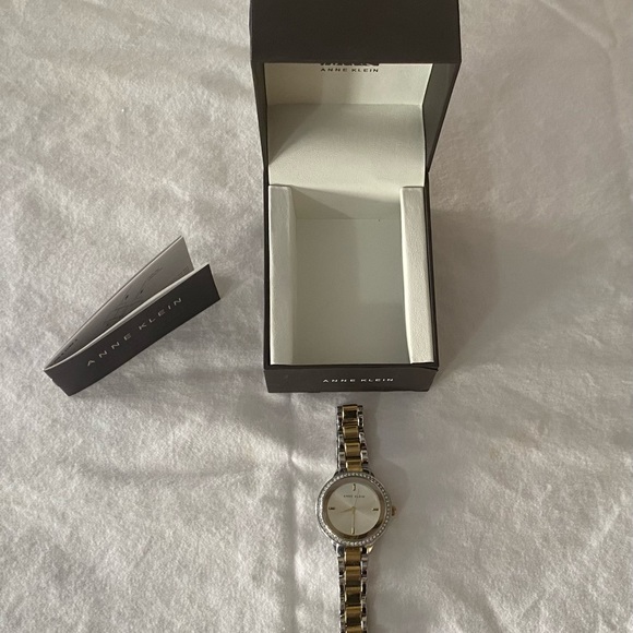 Anne Klein watch - Picture 3 of 3
